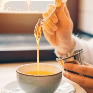 Cách chữa viêm họng bằng mật ong nguyên chất Cách chữa viêm họng bằng mật ong nguyên chất